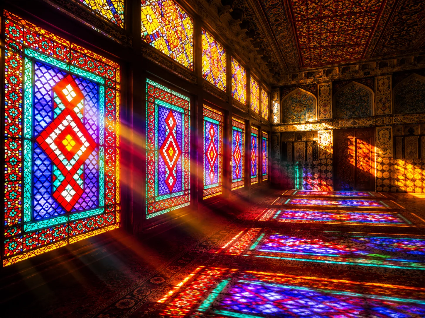 Shebeke: The Stained Glass of Sheki, Built Without a Single Nail - Featured Image